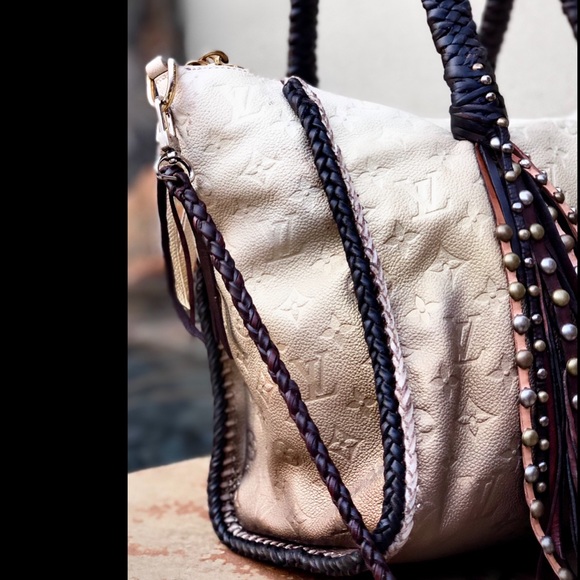 Auth Louis Vuitton Lumineuse Empriente Custom Ombre Braided Fringe Tote - Picture 4 of 13
